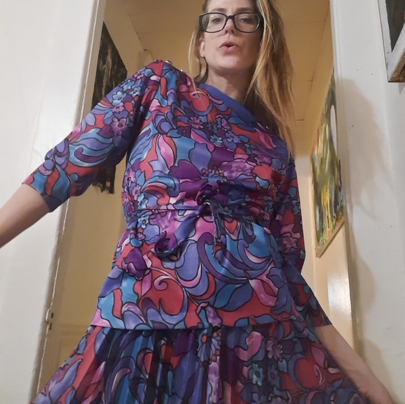 Vintage 80's psychedelic peplum blouse & skirt set - Picture 4 of 14